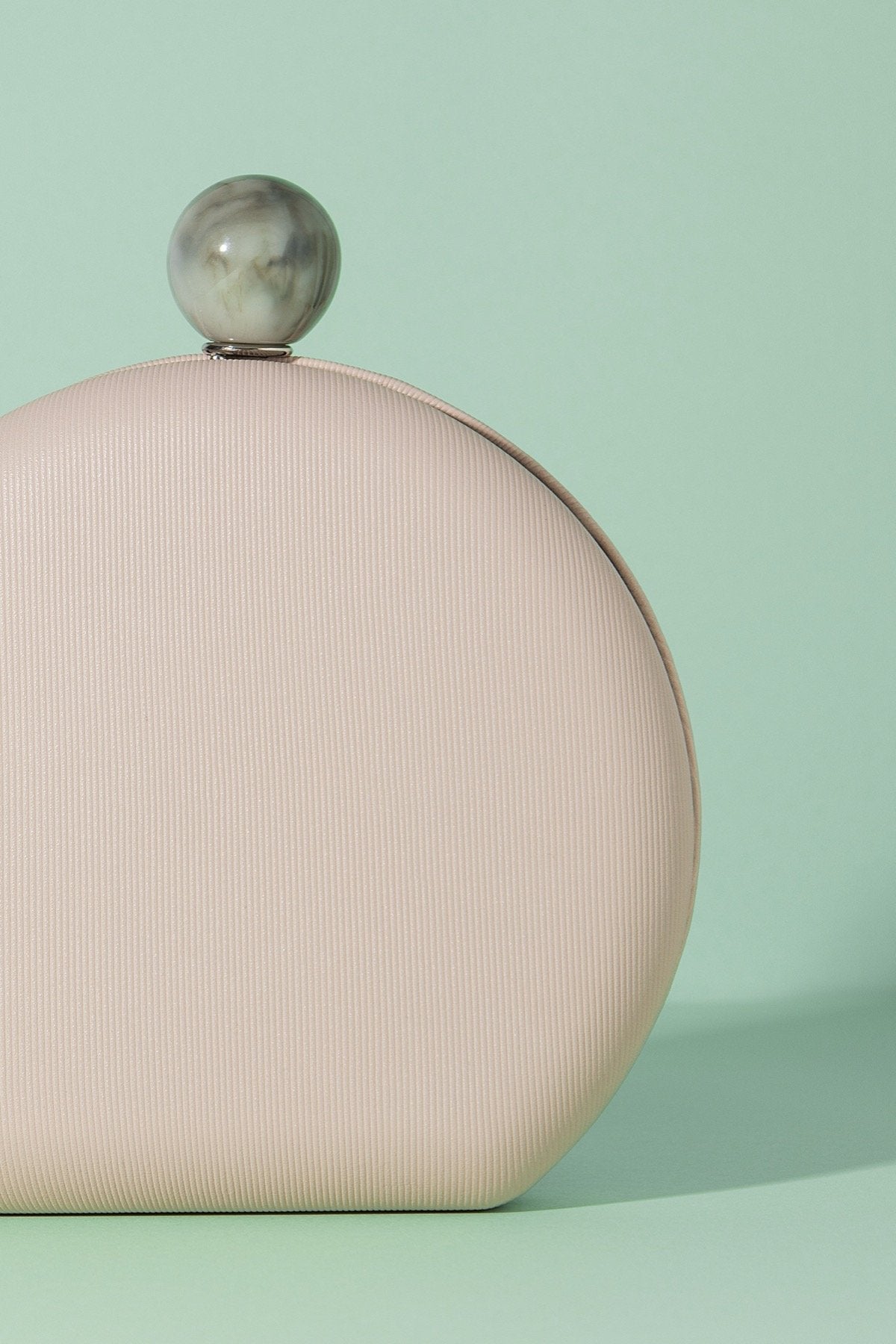 Clutch PillBox Hueso Rosa Claro · Pretty in Pink ·