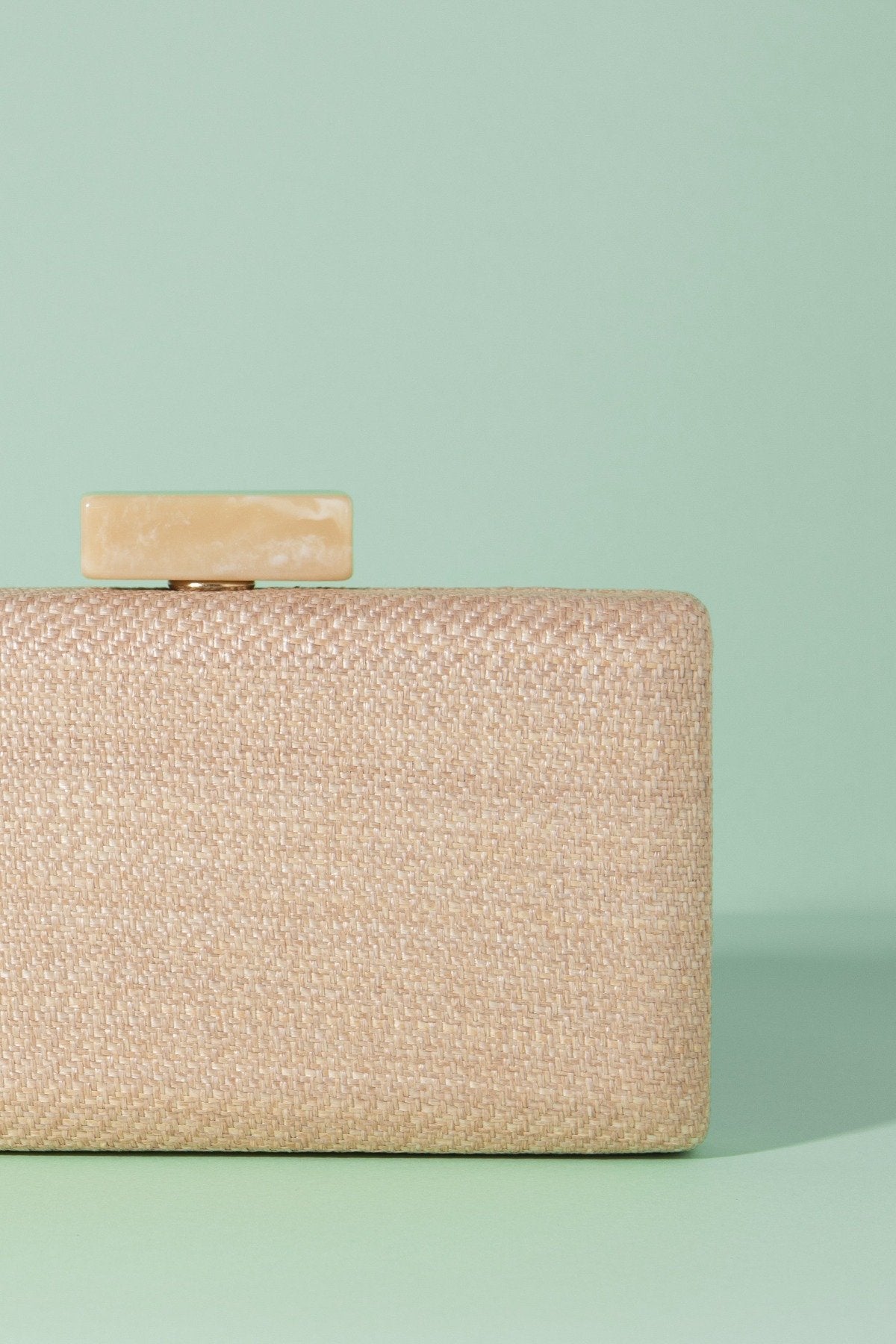 Clutch Slim Rafia Hueso Tostado · Pretty in Pink ·