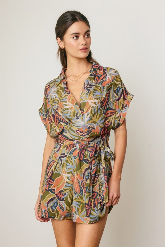 Finley Short Sleeve Waist Tie Tropical Print Romper Green
