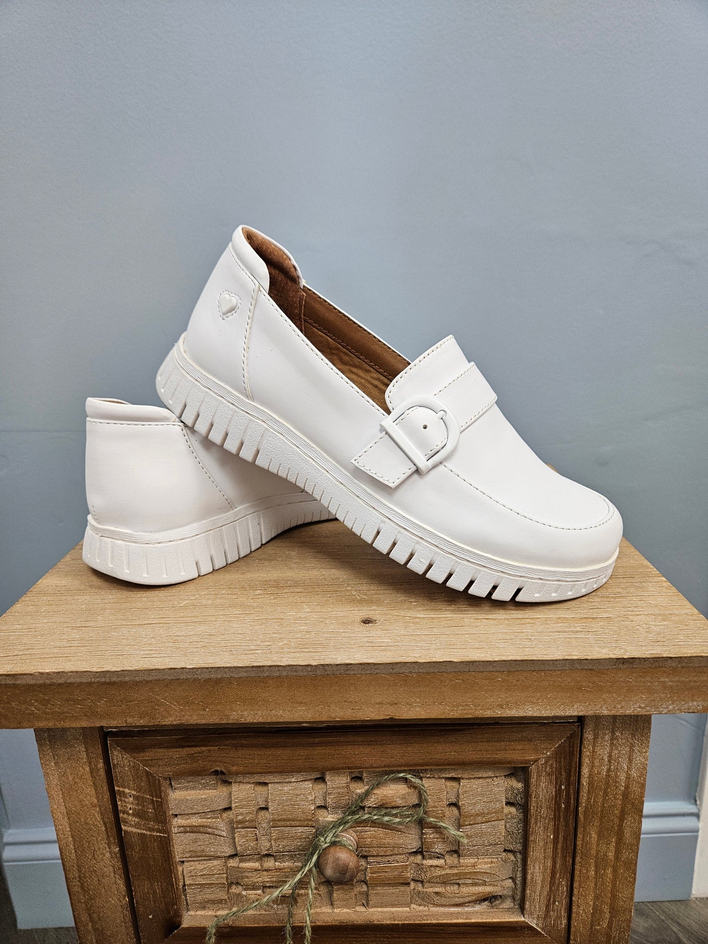 Daisy Women's Temple Shoe