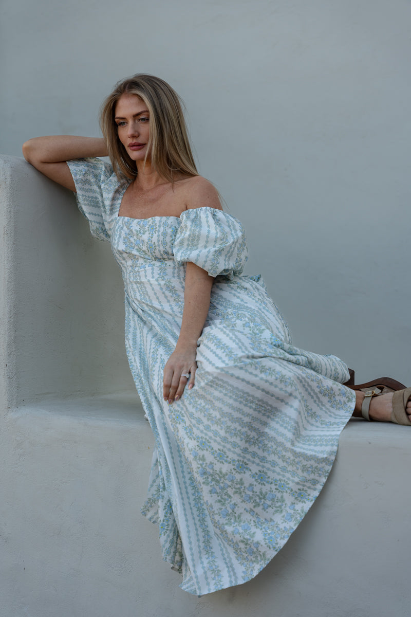 Stella Short Puff Sleeve Floral Print Midi Dress Blue