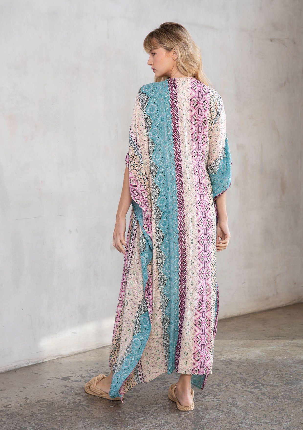 Take me to Coachella Paisley Maxi Kimono