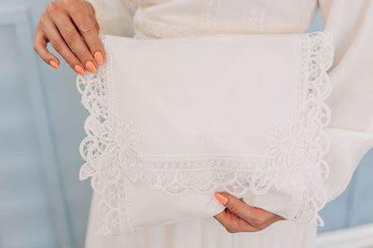Temple Envelope - Venice Lace