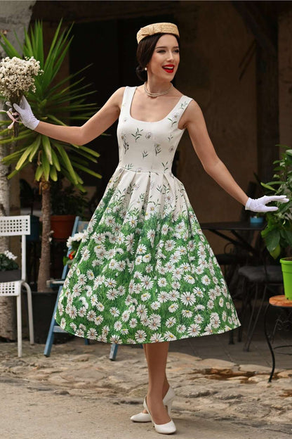 Amanda Daisy Swing Dress In White
