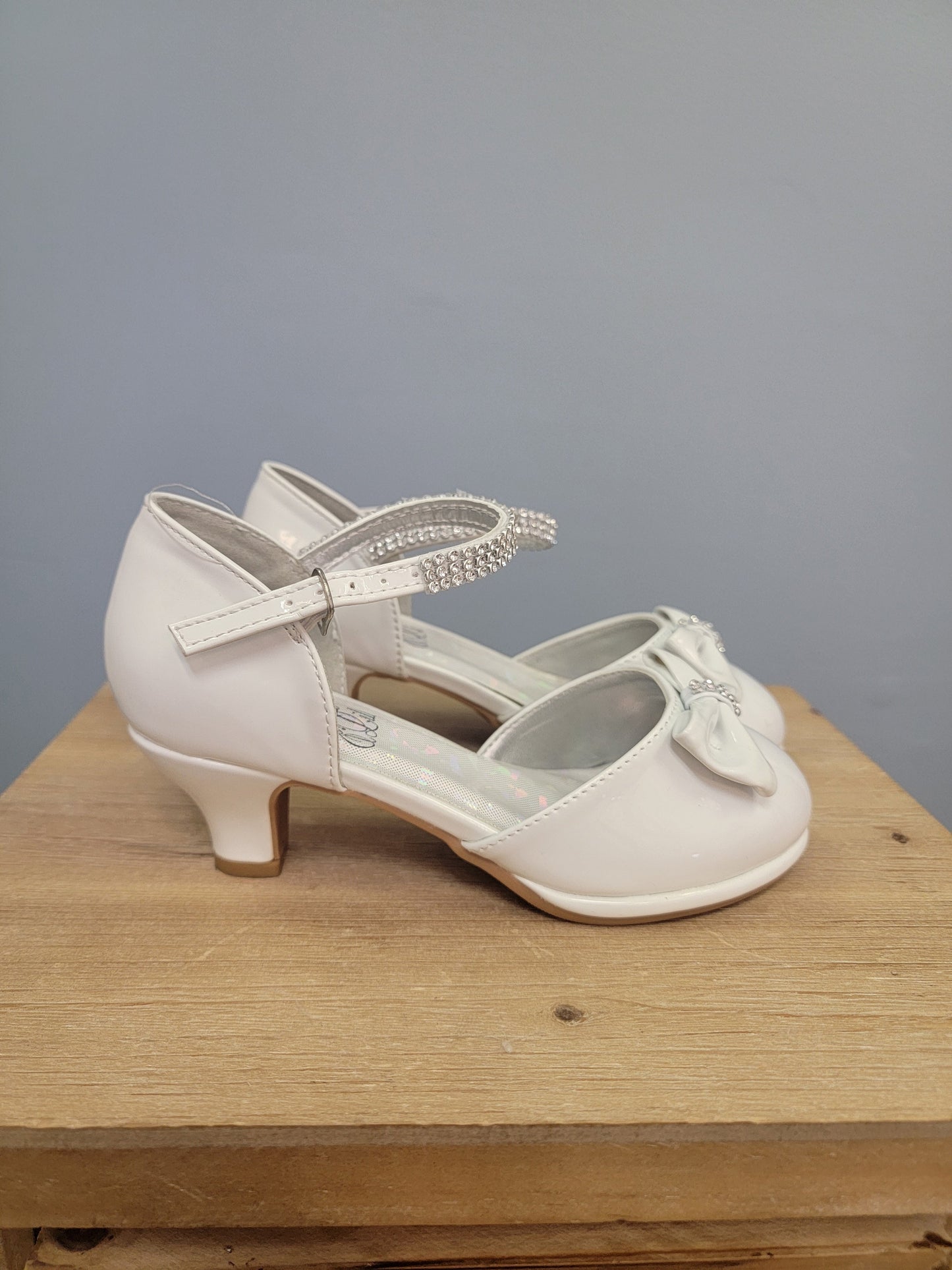 Bella Girl's Shoe - Available in Size 4