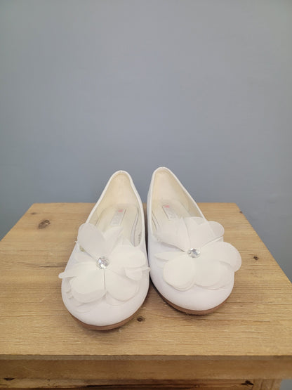 Bethany Girl's Shoe Available in size 4