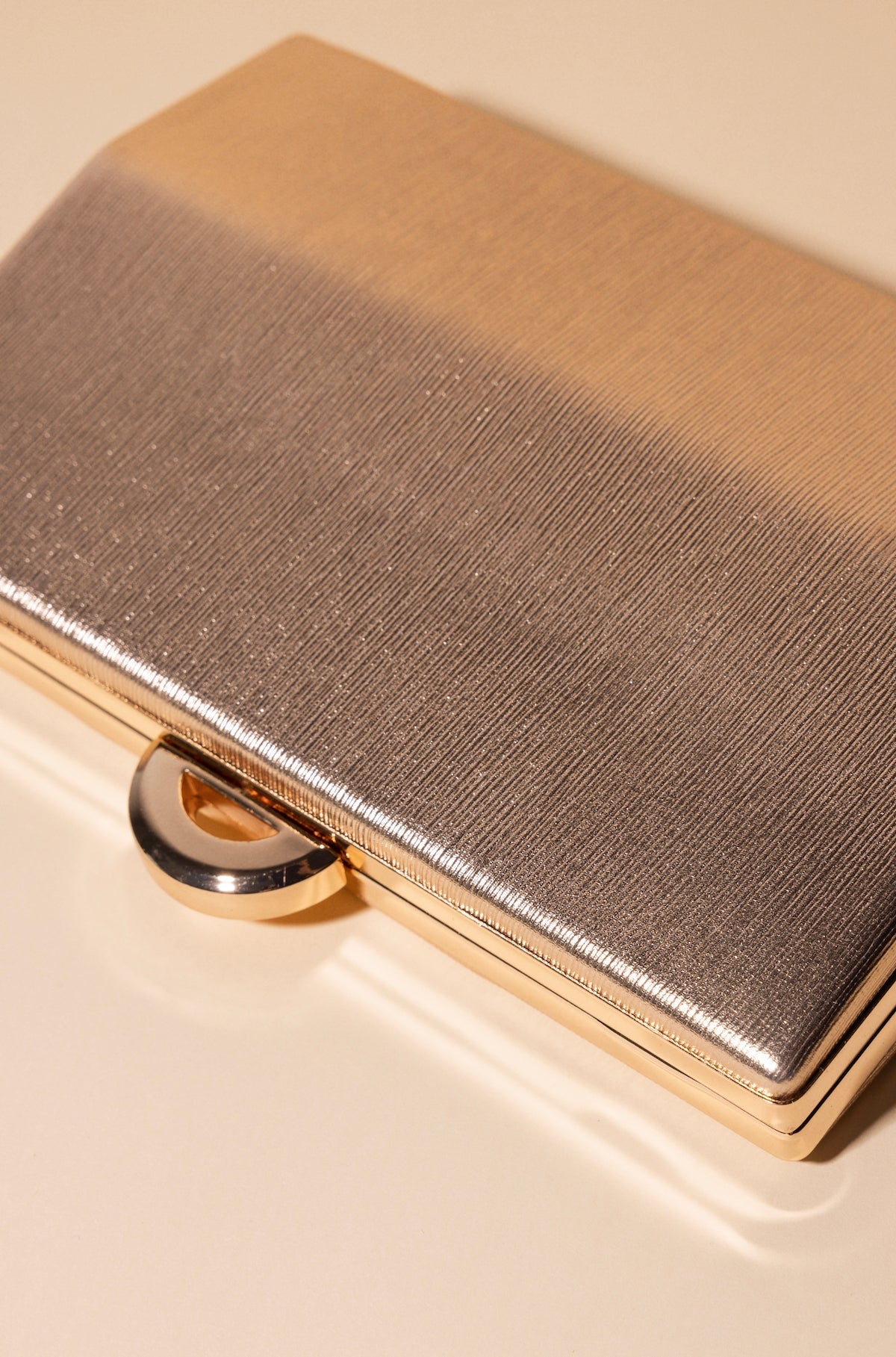 Clutch Sof · Muse ·