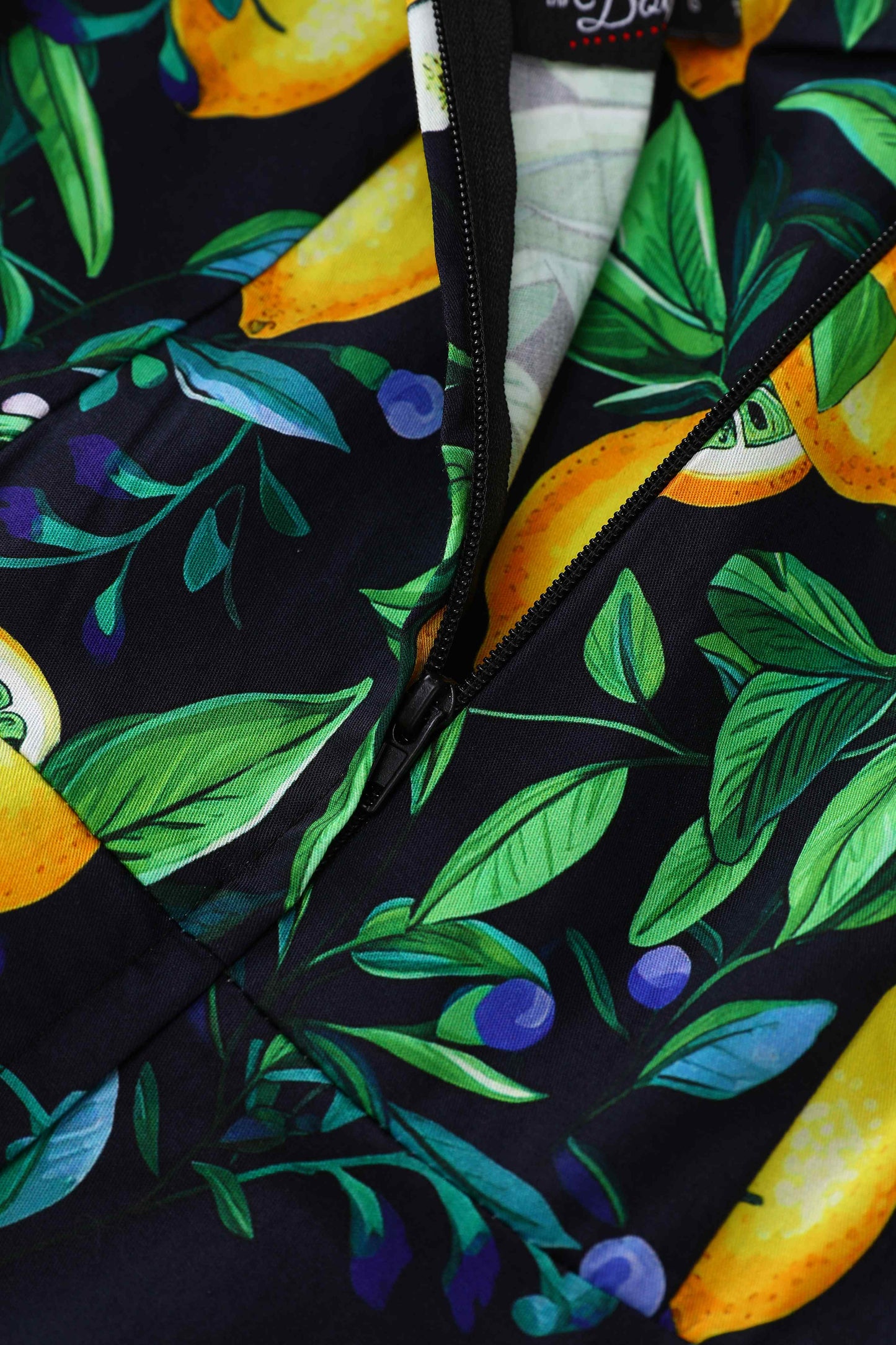 Daisy Lemon Halter Dress In Black
