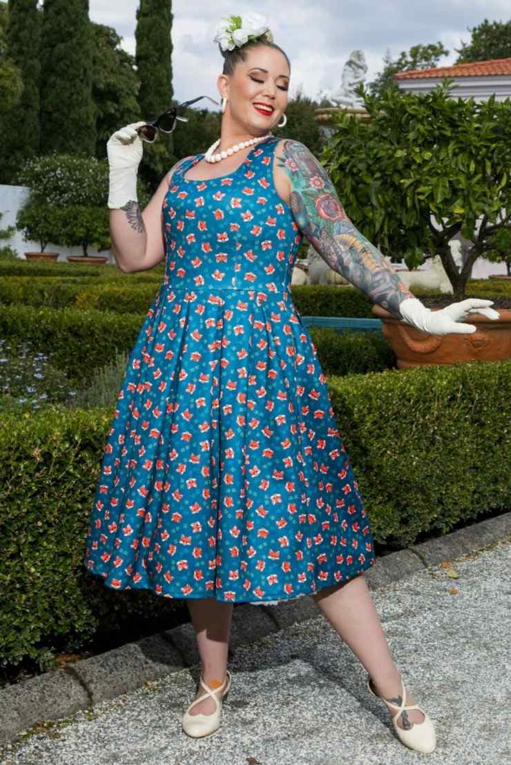 Amanda Pleated Retro Dress in Dark Blue Fox Print