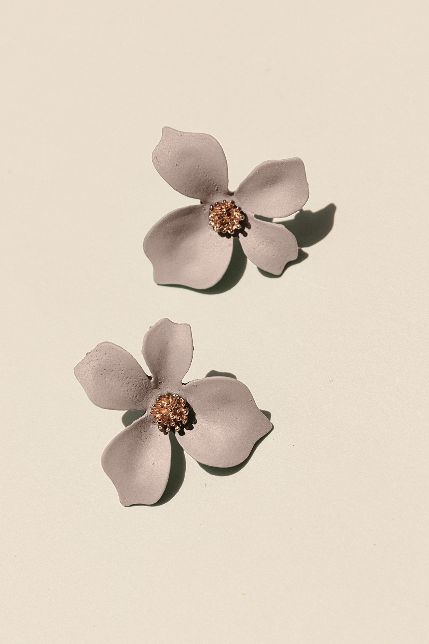 Pendientes Momo Nude · Rivera ·