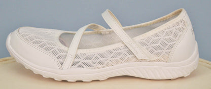 Be Light Temple Shoe Available in size 6