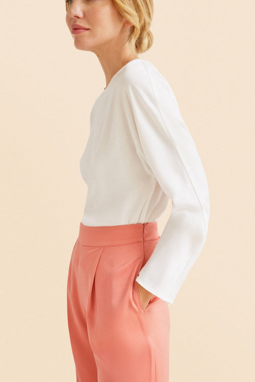 Top Gina Ivory · Wisteria ·