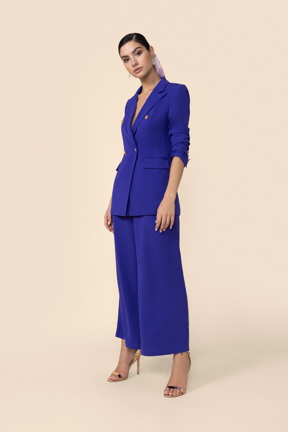 Traje de Chaqueta Bibi + Pantalon Libi Violet · Le Jardin ·